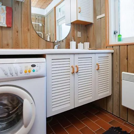 Holiday home Sleeps 6 Wifi *